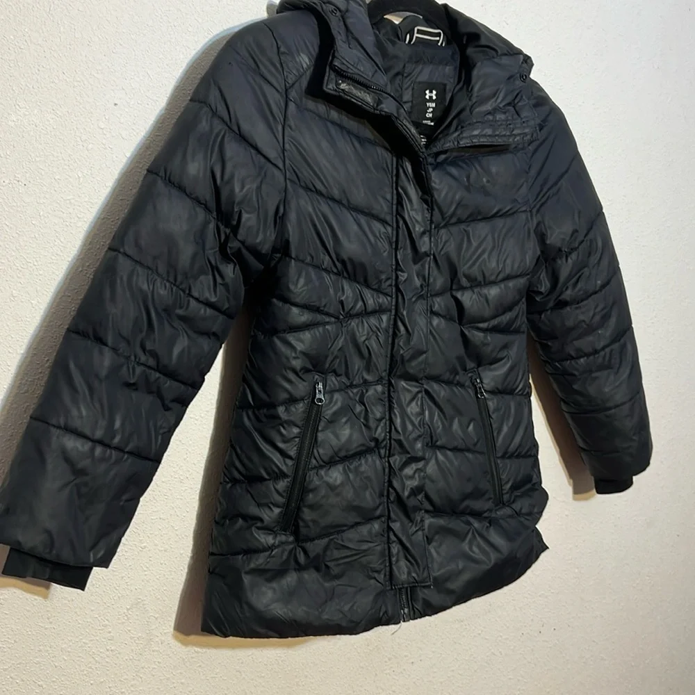 Under Armour Kids Black Puffer Winter Hooded Jacket Size  youth small